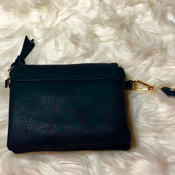 ~Charming Charlie~ black and gold purse NWOT - Picture 2 of 6